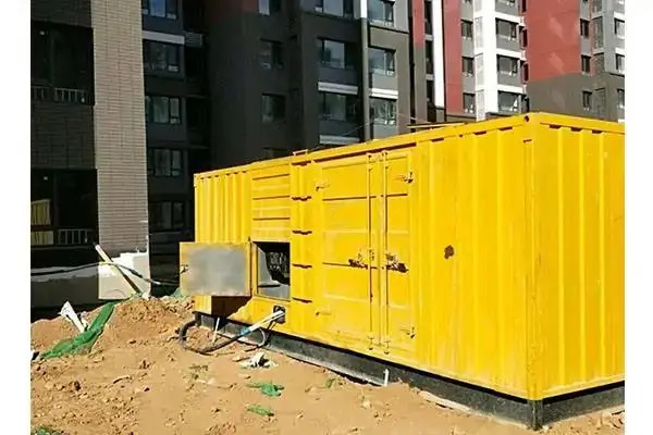 临夏县发电机租赁中燃油压力过低会对发动机的哪些部件造成损坏？